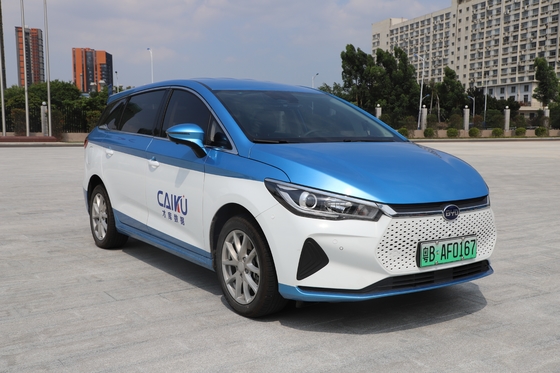 Najlepiej sprzedająca się czysto elektryczna taksówka BYD, nowy e6, ma zasięg 500 km.