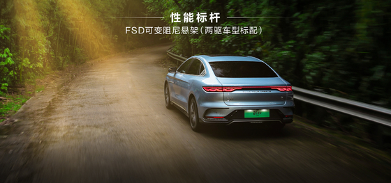 Flagowy czysto elektryczny sedan firmy BYD, Han EV, ma ultra długi zasięg 715 km napędu na wszystkie koła.