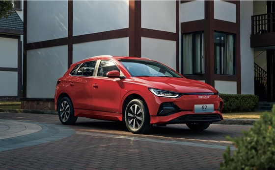 Zbudowany w Chinach z zasięgiem 405KM, 2023 czysto elektryczny BYD e2 sedan samochód wspólny