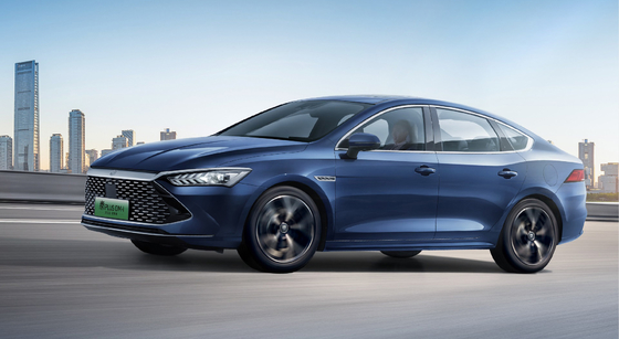 Król wydajności kosztowej: Super Hybrid Czysty elektryczny Range 120KM BYD Qin Plus DMI Electric Sedan